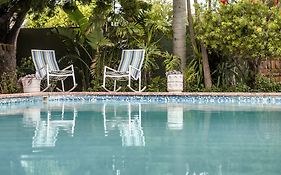 Admirals Lodge Guest House And Brightways Self Catering Apartments