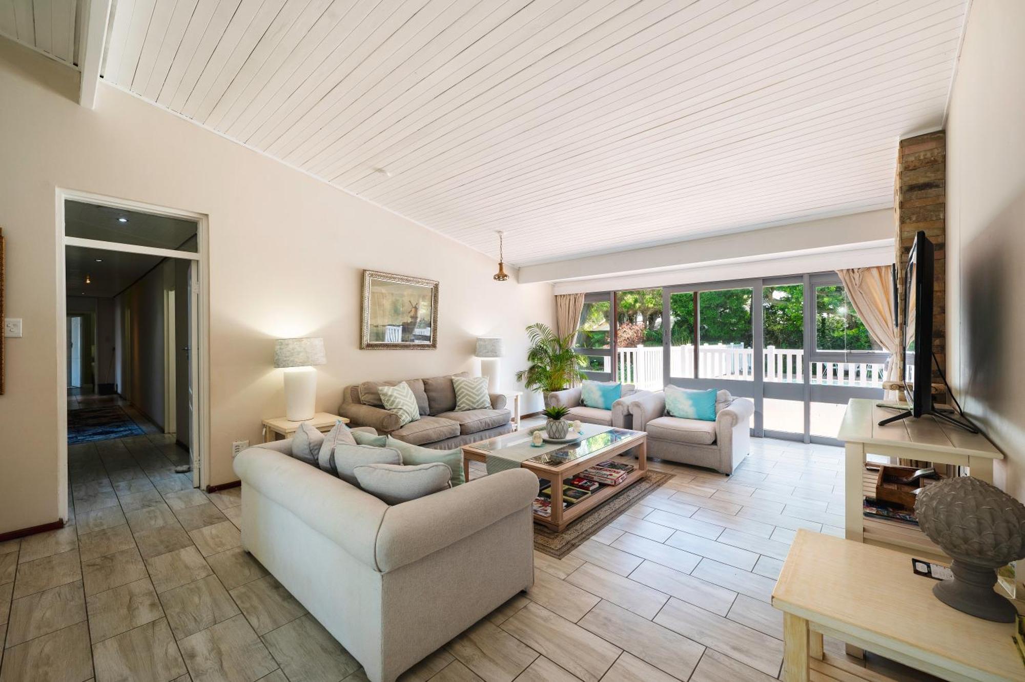 Admirals Lodge Guest House And Brightways Self Catering Apartments Port Elizabeth Buitenkant foto
