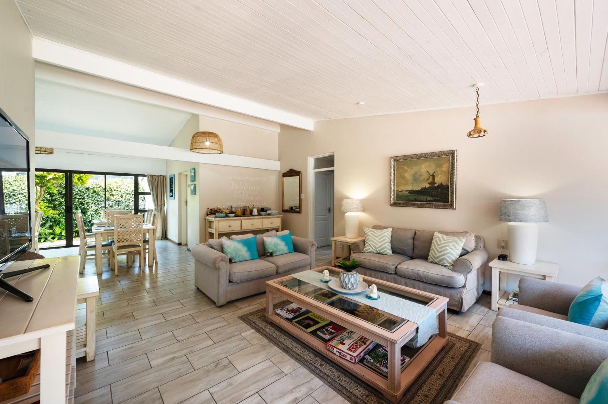 Admirals Lodge Guest House And Brightways Self Catering Apartments Port Elizabeth Buitenkant foto
