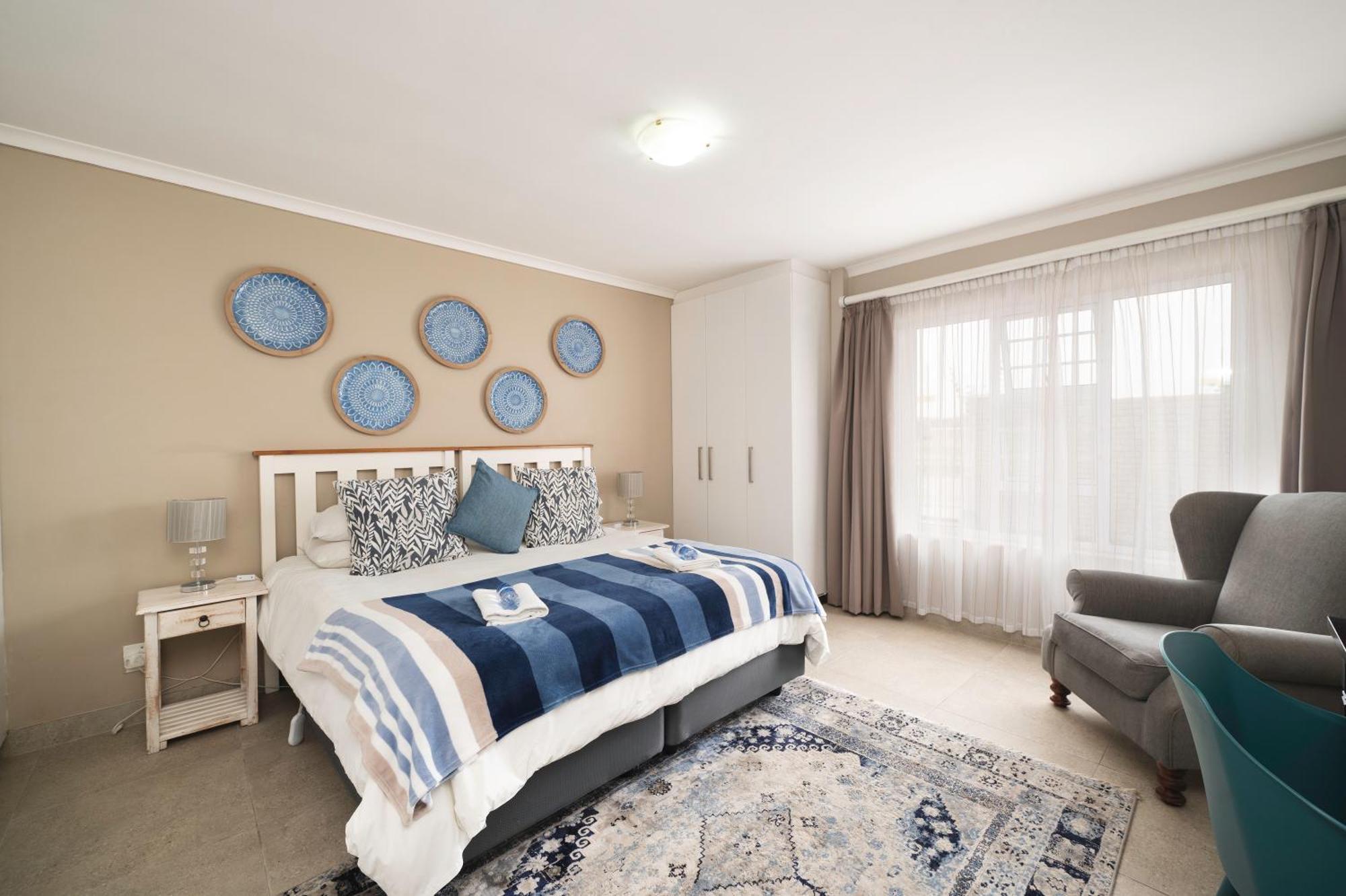 Admirals Lodge Guest House And Brightways Self Catering Apartments Port Elizabeth Buitenkant foto