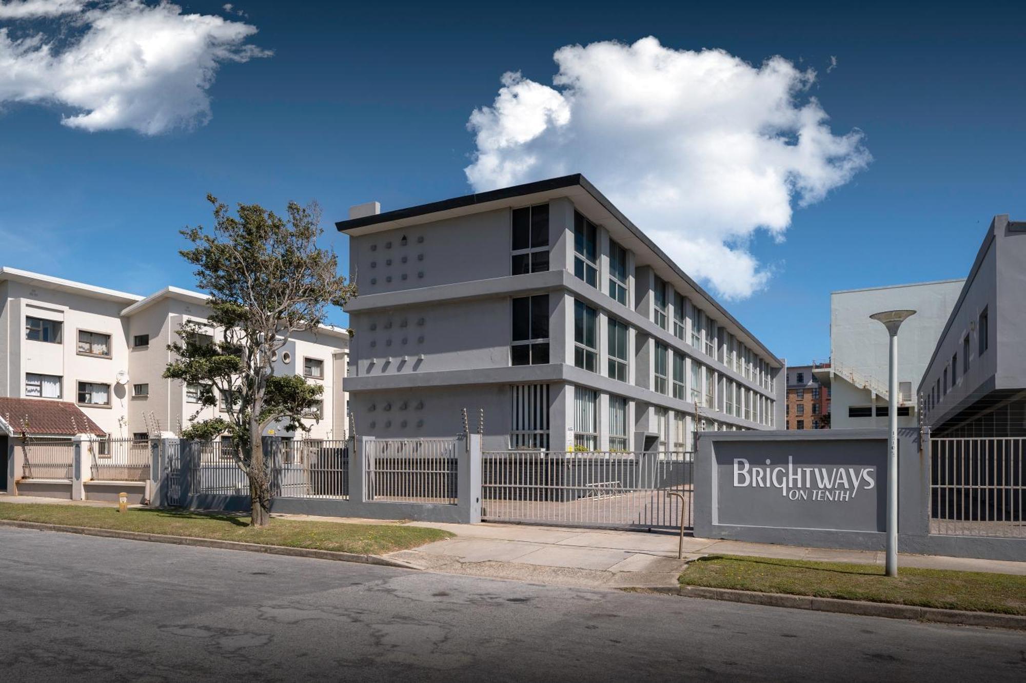 Admirals Lodge Guest House And Brightways Self Catering Apartments Port Elizabeth Buitenkant foto