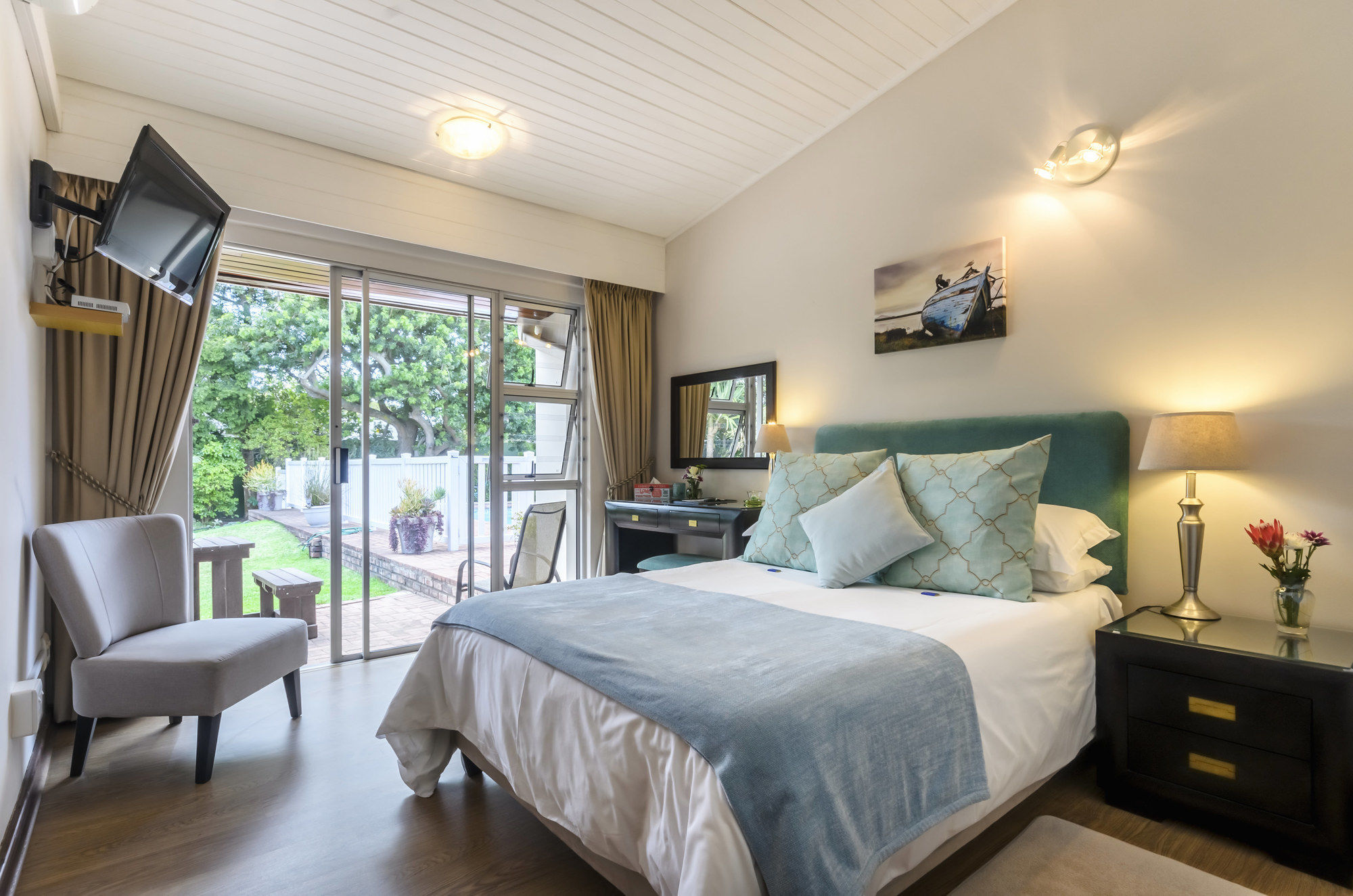 Admirals Lodge Guest House And Brightways Self Catering Apartments Port Elizabeth Buitenkant foto