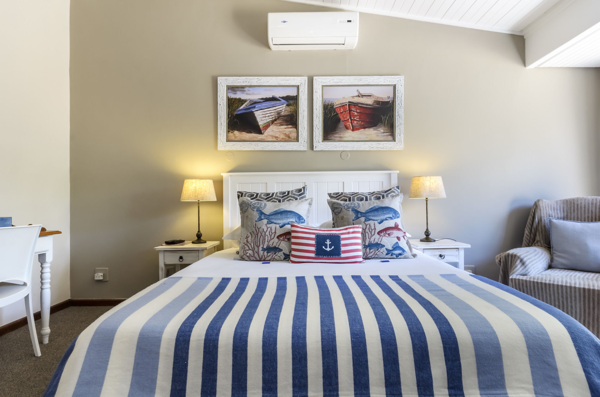 Admirals Lodge Guest House And Brightways Self Catering Apartments Port Elizabeth Buitenkant foto